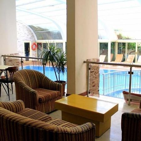 מרמריס Cle Resort Hotel מראה חיצוני תמונה